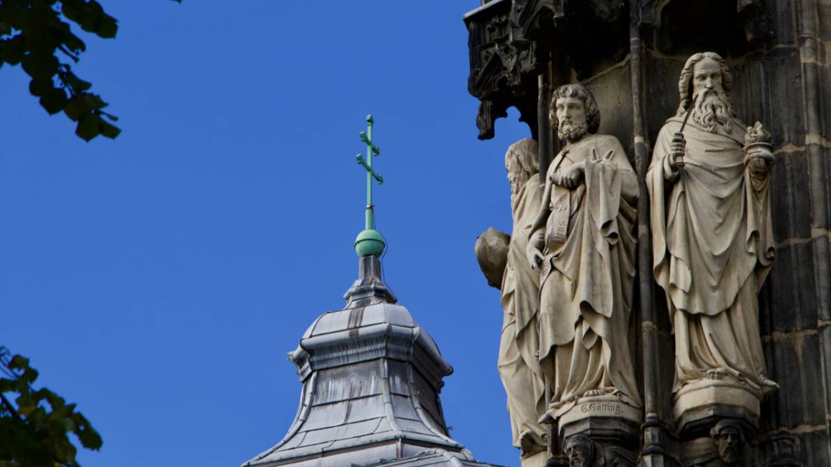 dom mit himmel 1